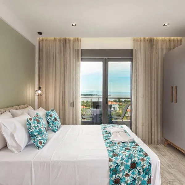 THEA Luxury Apartments, Hotel in Vourvourou