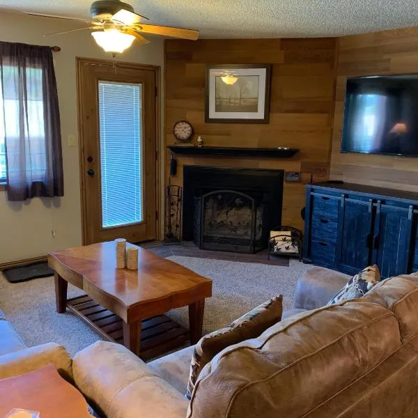 Giant Steps 17 Ski in out、ブライアン・ヘッドのホテル