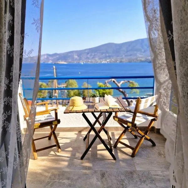 Christine Studios, hotel em Poros