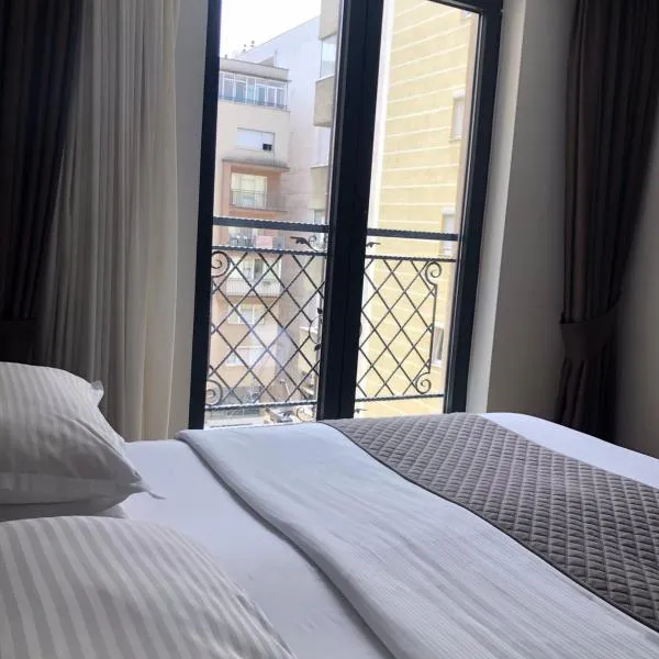 Qama Hotel, ξενοδοχείο στην Πρίστινα