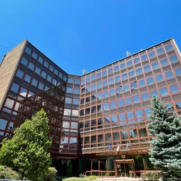 Hotel Estella Superior, hotel en Eger