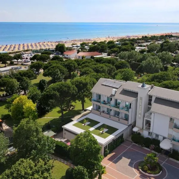 Hotel Hiki 3 Superior, hotel in Bibione
