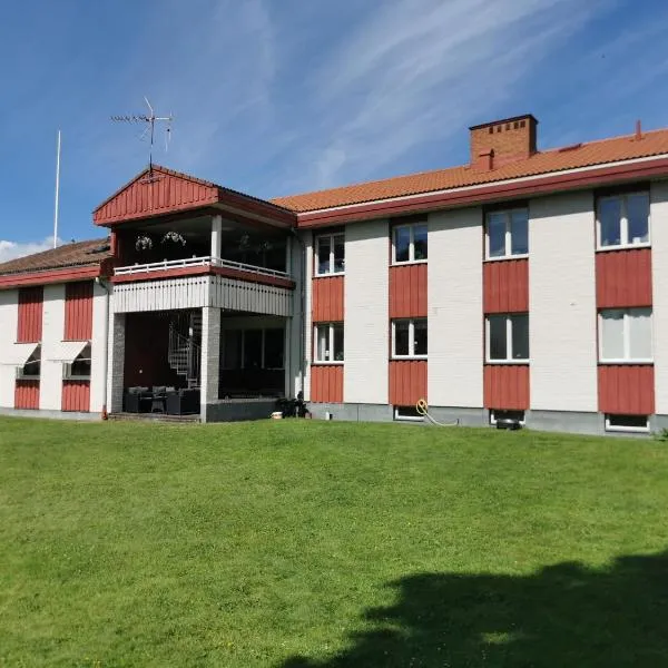 Saxvikens vandrarhem, hotel in Mora
