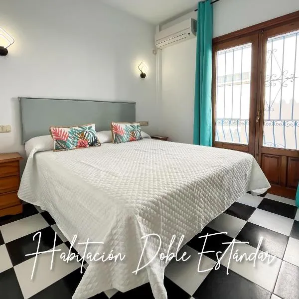 Micaela Charming Hostal, hotel i Torremolinos