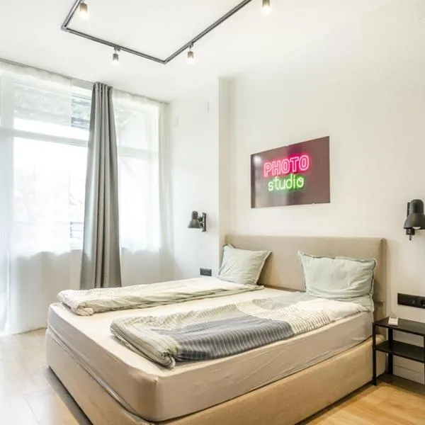 Viral 2 BR Photo Studio Loft, hotel en Sofía