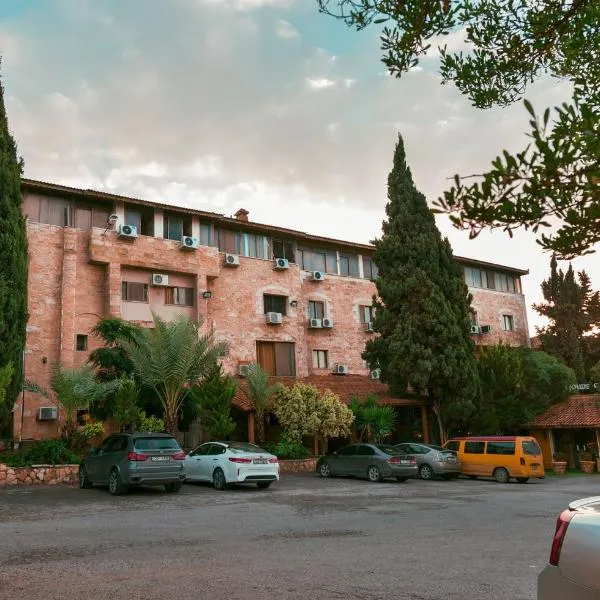 Al Joude Hotel فندق الجود，位于伊尔比德的酒店