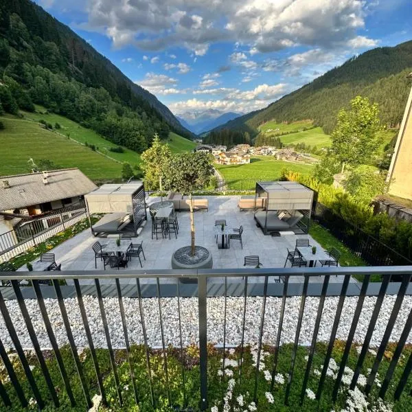 Viesnīca Hotel Schölzhorn Superior pilsētā Račinesa