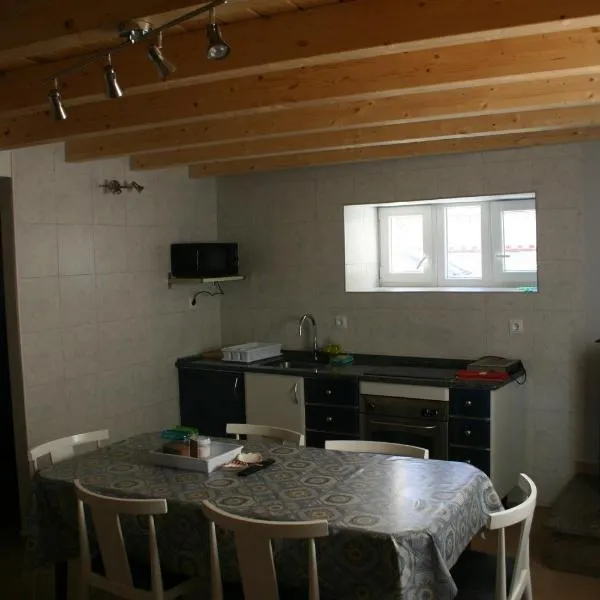 Amistad y convivencia 1, hotel en Barahona