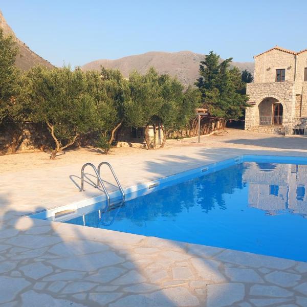 Koukouri Suites