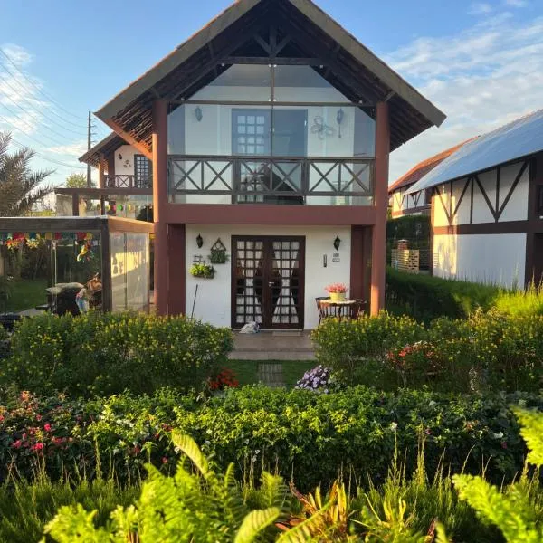 Chalé no Condomínio Serra Nevada I、バナネイラスのホテル