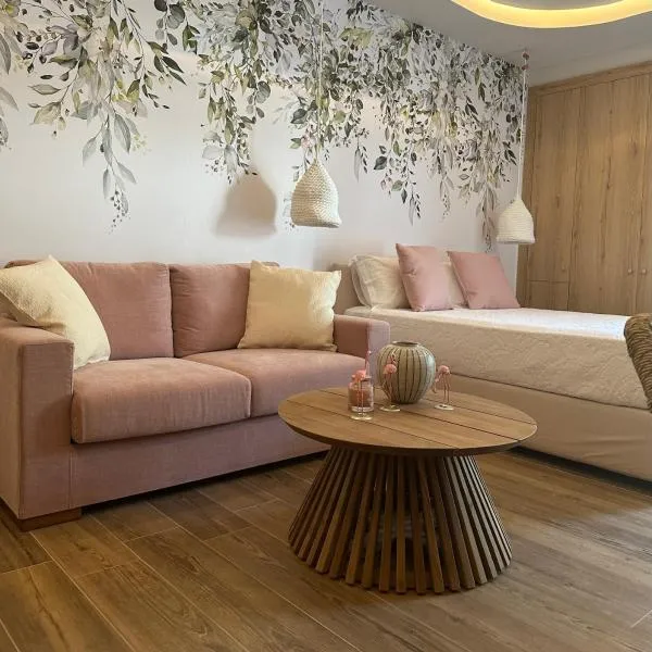 Loutraki Flamingo Feather, hôtel à Loutraki