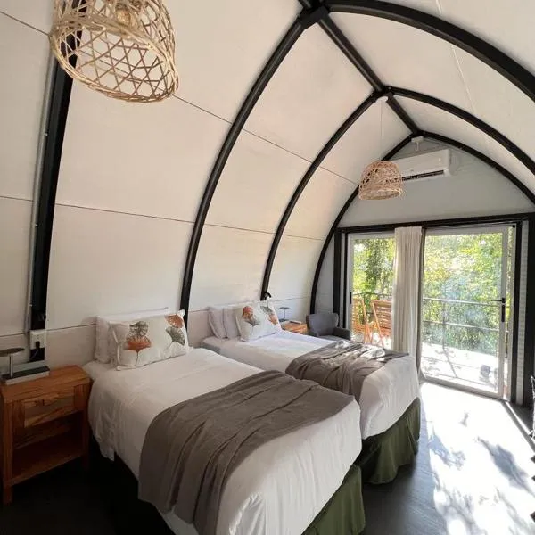 GLAMPING SELVA IGUAZU, hôtel à Puerto Iguazú