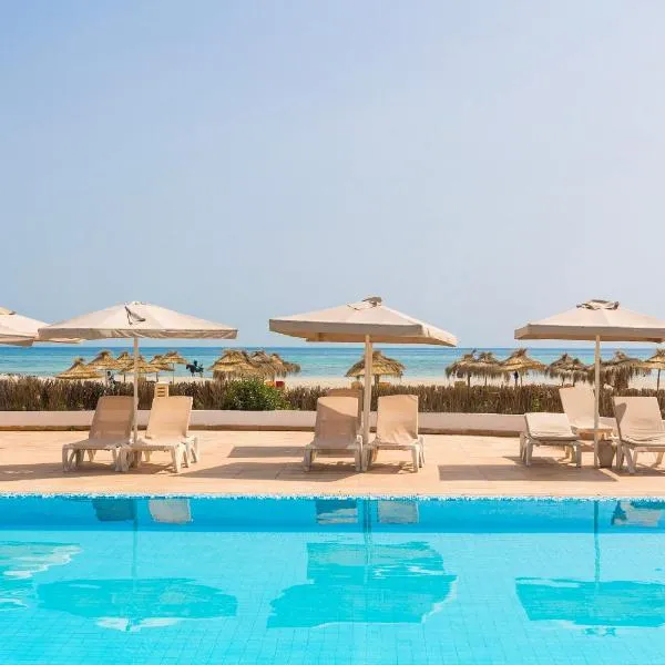 TMK Marine Beach by Turismark, hotel v destinaci Triffa