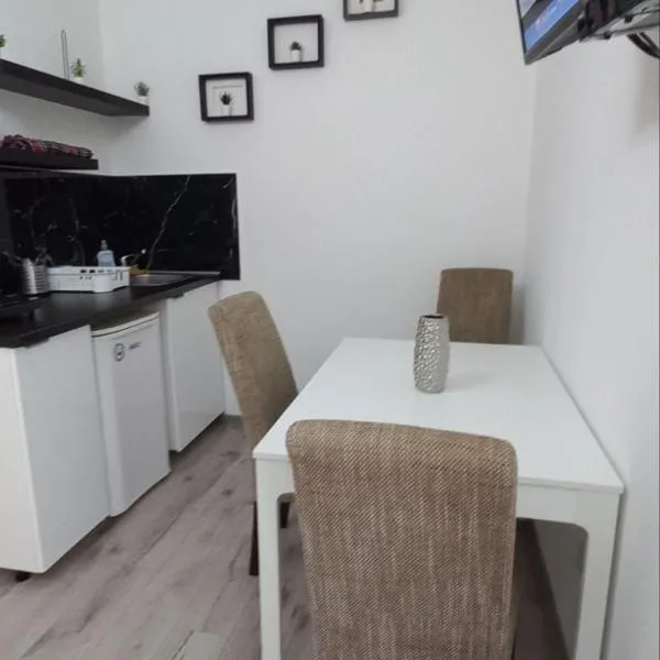 Apartmani Banja Vrujci Lux, hotel v mestu Gornja Toplica
