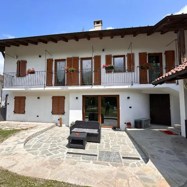 Giraluna, hotel in Demonte