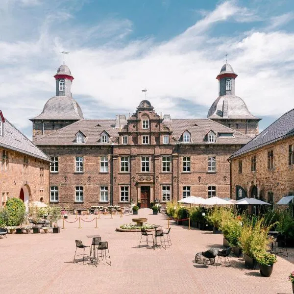Schlosshotel Hugenpoet, Hotel in Essen