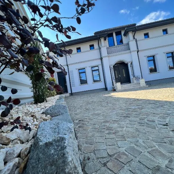 Academy Home、フォクシャニのホテル