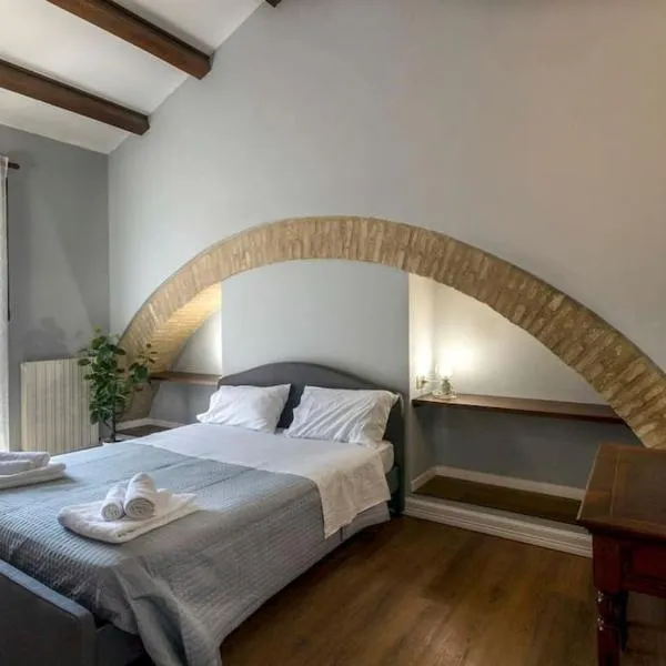 Casa Tosca con balcone vicino parcheggio, hotell sihtkohas Macerata