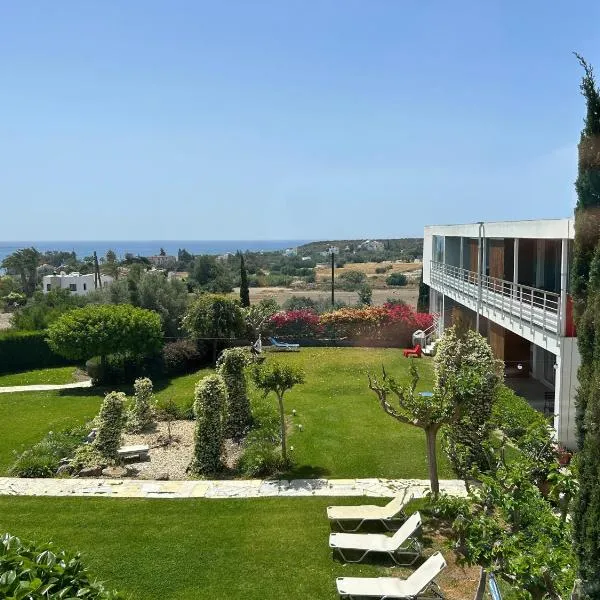 Art by PraXis, ξενοδοχείο στην Ακτή Κυβερνήτη