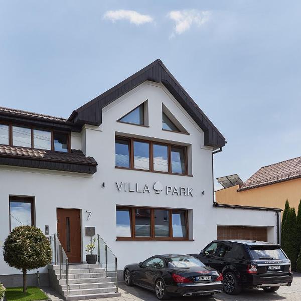 Villa Park