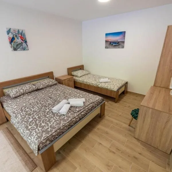 Šljivo Apartmani, hotel in Herceg-Novi