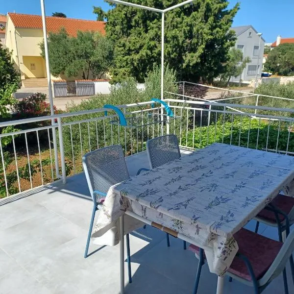 Apartmani Rameša, hotel en Murter