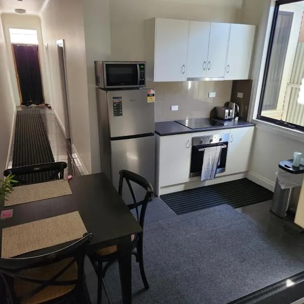 City Villa 41 Blende st Broken Hill NSW 2880, hotel in Broken Hill