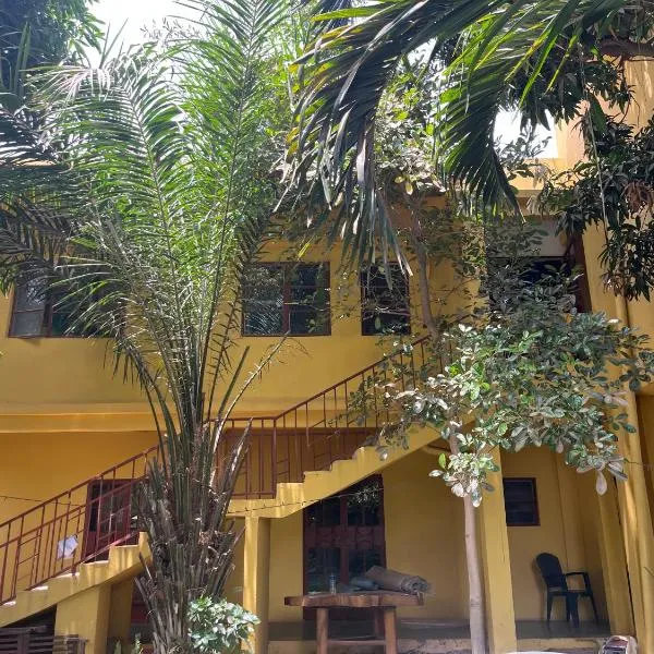 Boli Boli Guesthouse, hotell sihtkohas Sere Kunda