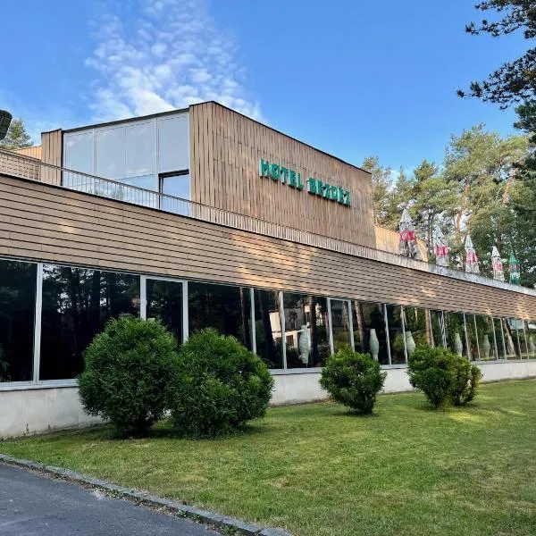 斯塔勒斯普拉维贝兹徳兹酒店，位于斯塔勒斯普拉维的酒店