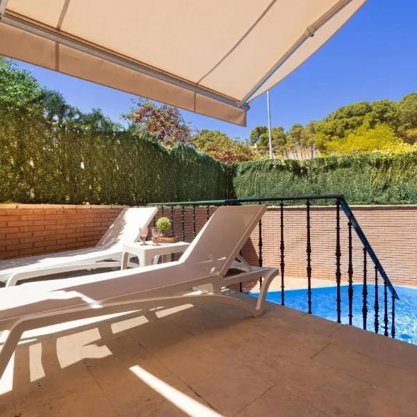 CASA CON PISCINA EN EL CENTRO, Hotel in Tudela