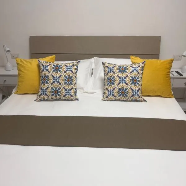 City Home 77, hotel a Napoli