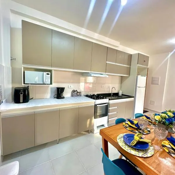 Apto. novo, todo equipado, 330m da praia, hotel v destinaci Ubatuba
