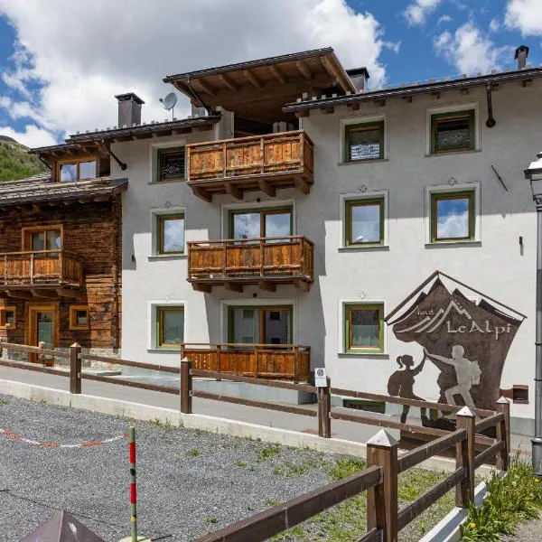 Sun Mountain Planet Suite House, hotel i Livigno