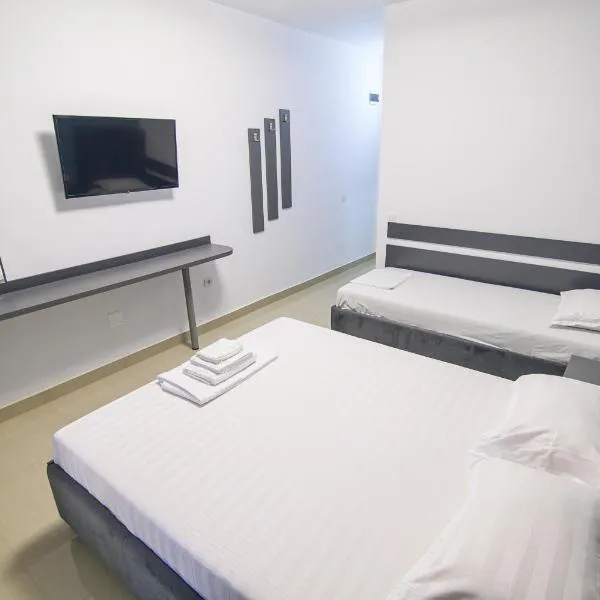 Cazare Dumbrava, hotel in Eforie Sud