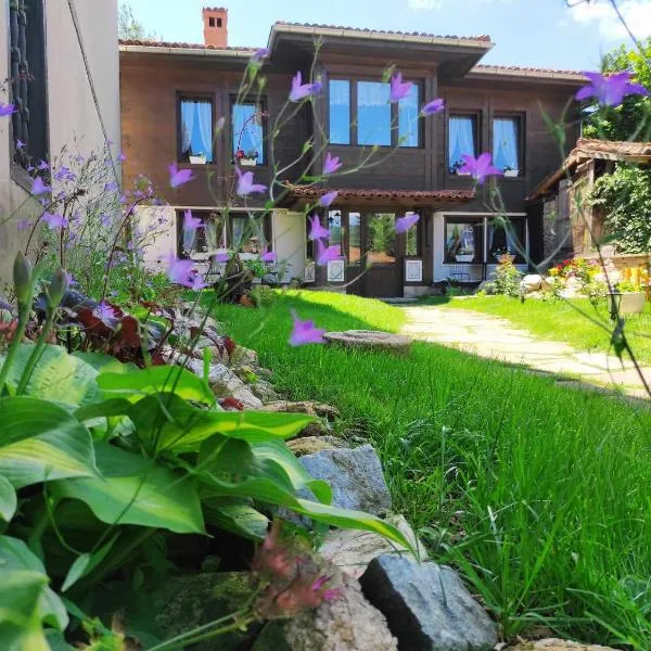 Къща ЕТНО, hotel in Koprivshtitsa