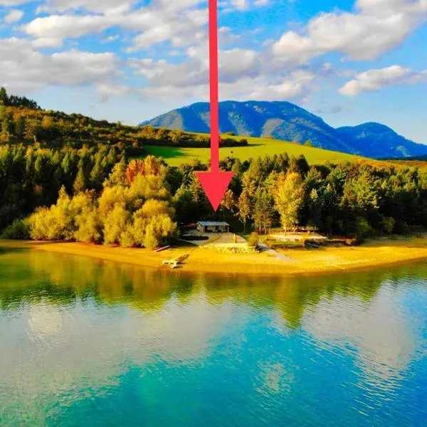 Mobilný domček na brehu Liptovskej Mary, hotel v destinaci Hliník