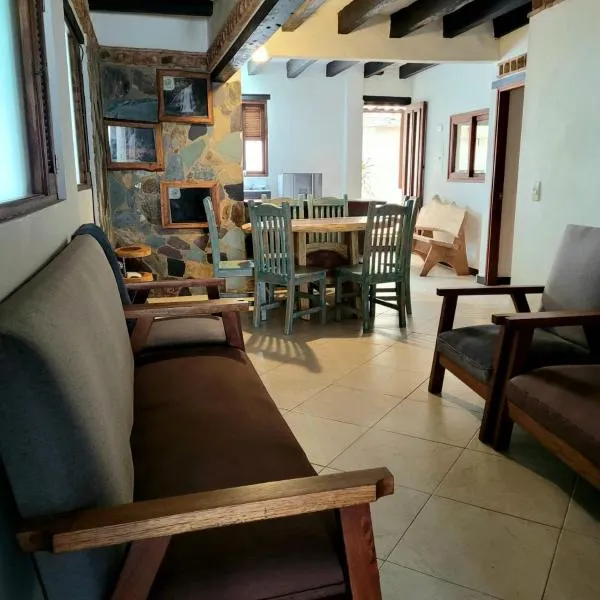 Apartahotel los Tucanes, hotel v destinaci Villa de Leyva