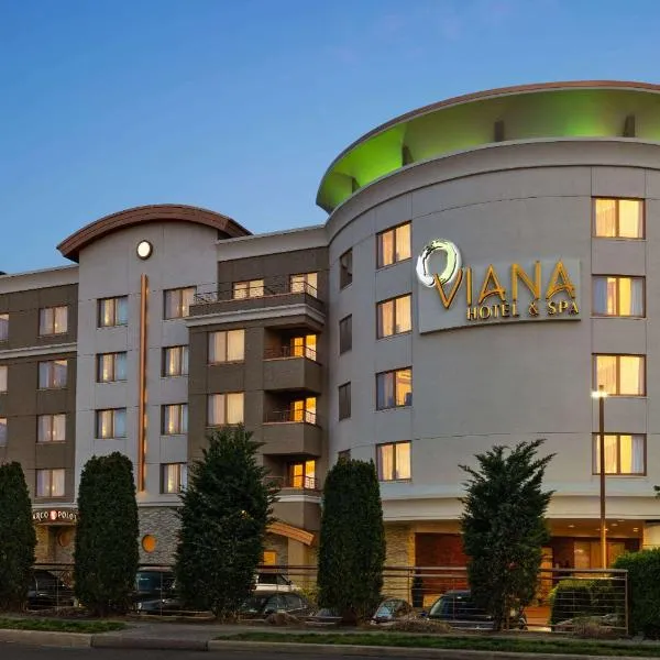 Viana Hotel and Spa, Trademark Collection by Wyndham, hotelli kohteessa Westbury
