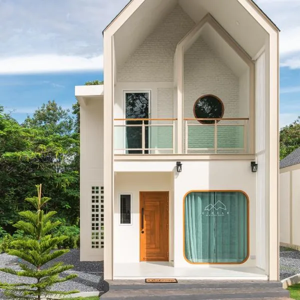 Circle de Montana Khaoyai - เซอร์เคิล ดิ มอนทาน่า เขาใหญ่ (Moon)、Ban Raiのホテル