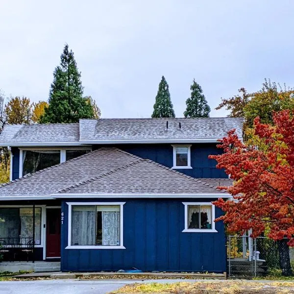 4 Elements House:Central, Views-Every Rm, AC, Pets, hotel u gradu Mount Shasta