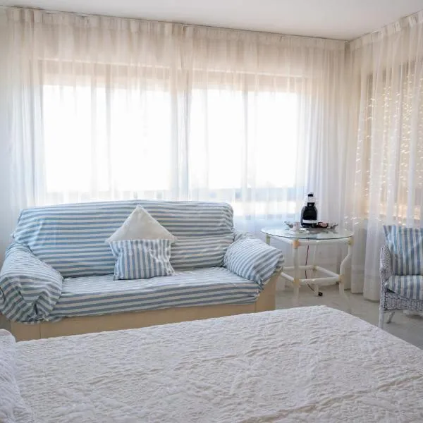 Yedrada Alojamientos, hotel in La Adrada