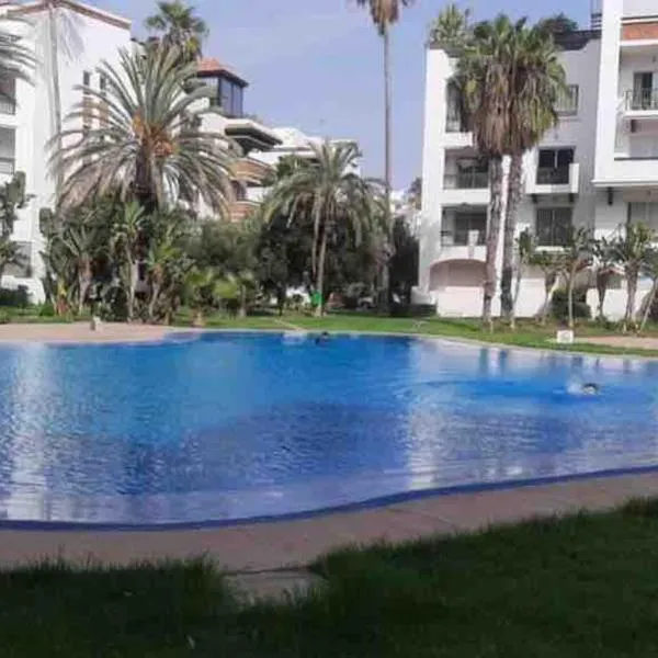 Luxueux appartement à la Marina d’agadir, hotel in Agadir