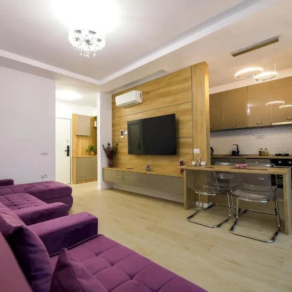 Purple Luxury Apartment Lake On, hotel in Mamaia