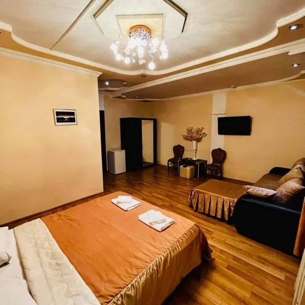 Lux Palace Hotel, ξενοδοχείο στο Κουτάισι