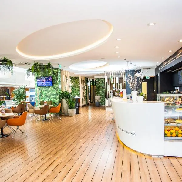 Hotel Bażantowo Sport, hotel em Katowice