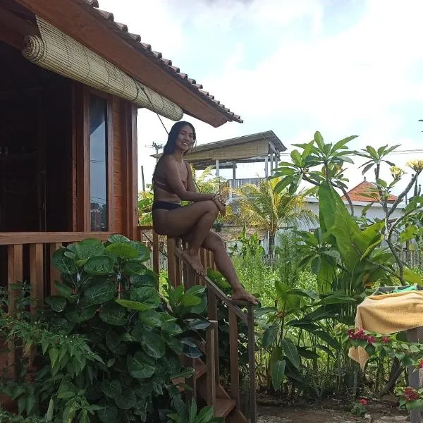 Ayolah Surf house, хотел в Jembrana