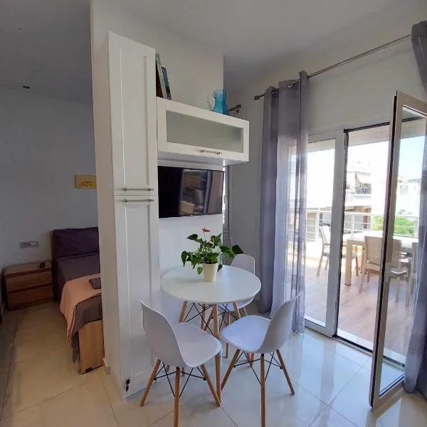 Ethereum City Αpartment - Suite, hotel in Chania Town