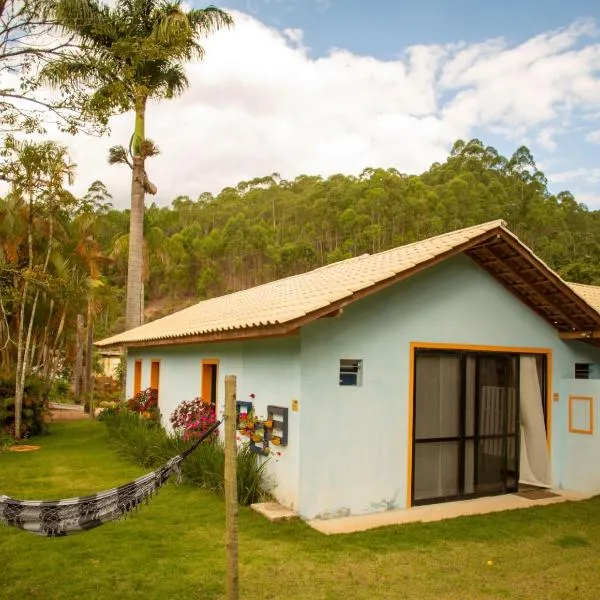 Vila ACONCHEGO AZUL 3, hotel in Aracê