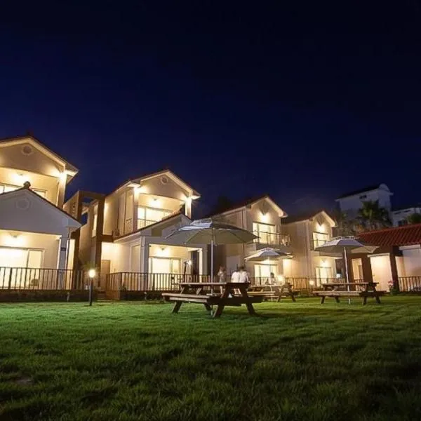 Jeju Soranghozen Pension, hotel in Seogwipo