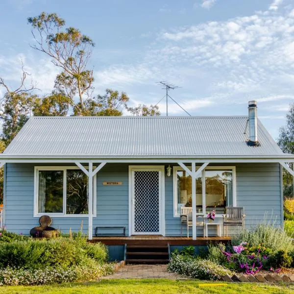 Freshwater Creek Cottages & Farm Stay, hotel in Torquay